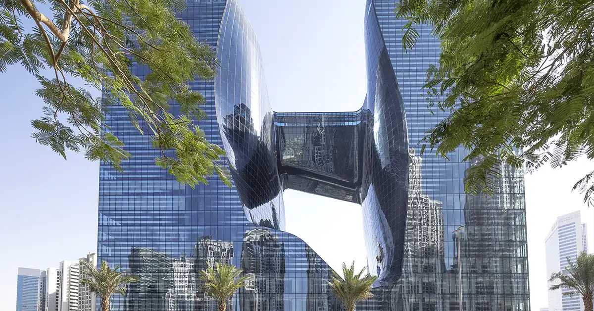 اپوس: شاهکار زاها حدید در قلب بیزینس بی دبی نمای بیرونی پروژه اپوس دبی طراحیشده توسط زاها حدید