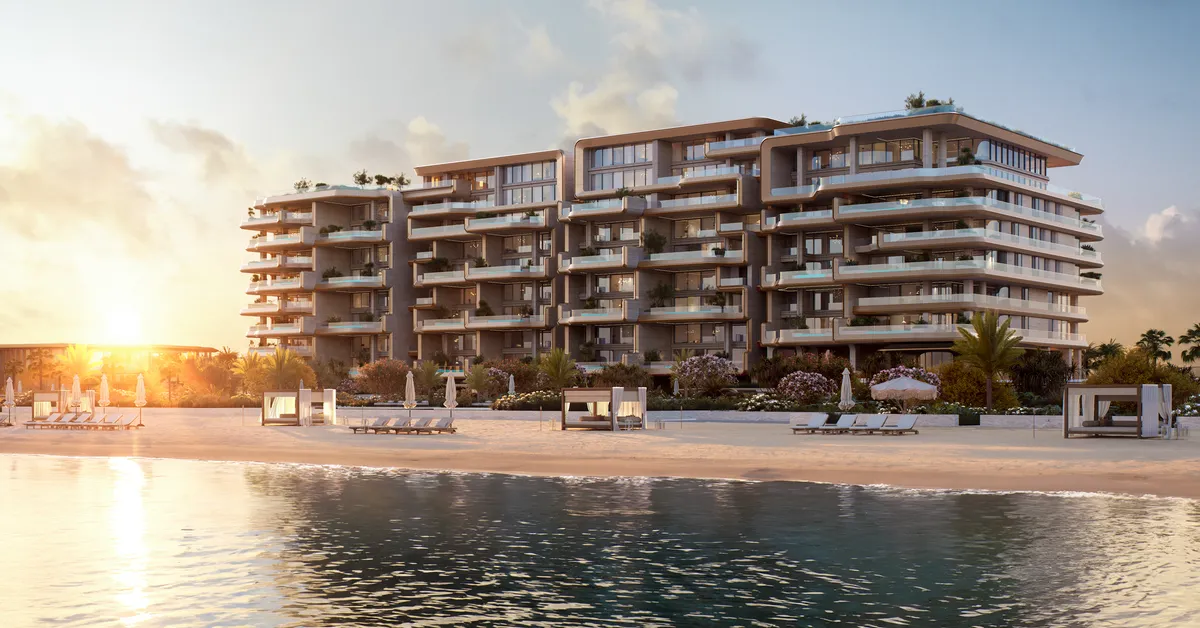 نمای ساحلی The Alba Residences هنگام طلوع آفتاب