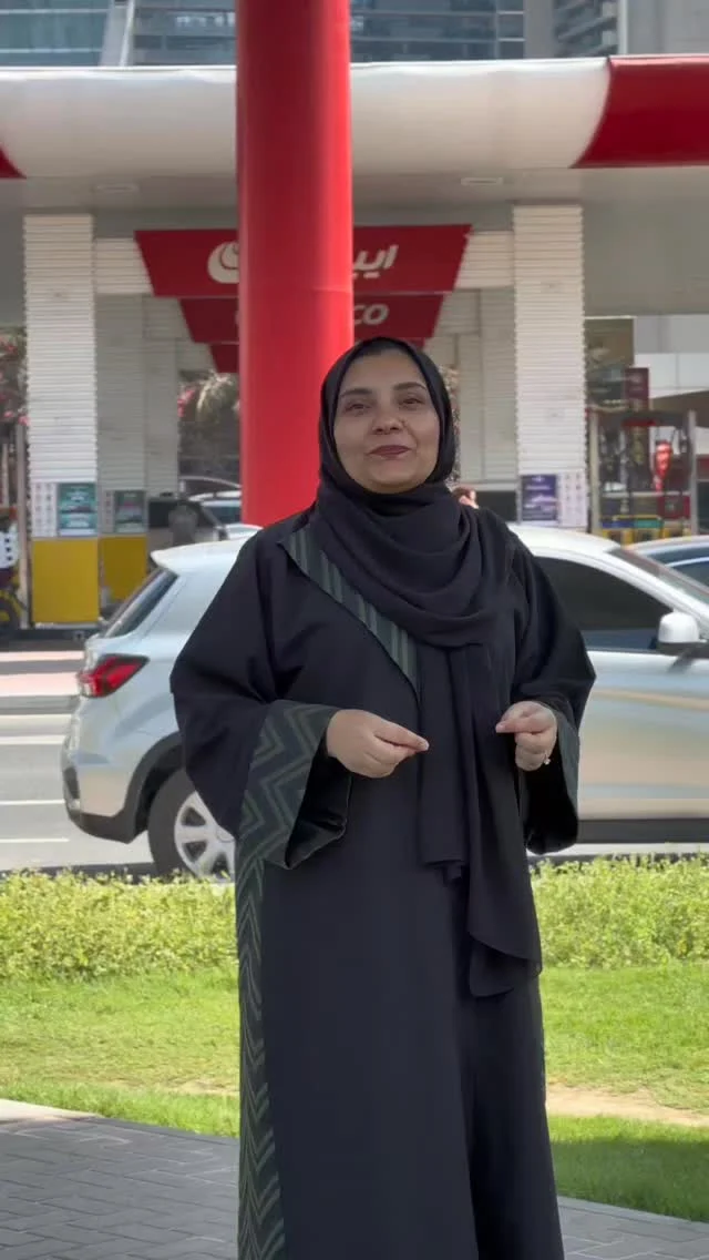 شوبا اسکای پارک؛ تعریف جدیدی از لاکچری در دبی 🇦🇪✨ اینجا فقط یک خانه نیست، یک شهر عمودی است! پروژه جدید Sobha SkyParks در خیابان شیخ زاید با ۱۱۰ طبقه، بلندترین برج مسکونی منطقه بیزینس‌بی خواهد بود.

🔥 چرا این پروژه خاص است؟ ▪️ دارای ۴ "پارک آسمانی" (Sky Parks) در ارتفاعات مختلف برج ▪️ استخر اینفینیتی با ویوی ۳۶۰ درجه کل دبی ▪️ لوکیشن طلایی: چسبیده به داون‌تاون و کانال دبی ▪️ واحدهای ۱ تا ۳ خوابه سوپر لوکس

اگر دنبال ملکی هستید که ارزشش هر روز بیشتر شود، دایرکت پیام دهید یا با شماره زیر در واتساپ در تماس باشید.
 #دبی #سرمایه_گذاری_دبی #املاک_دبی #شوبا_هارتلند #خرید_خانه_در_دبی #ایرانیان_دبی #SobhaSkyParks #DubaiRealEstate #DubaiLuxuryLiving #BusinessBayDubai #سرمایه_گذاری_دلاری #مهاجرت_دبی